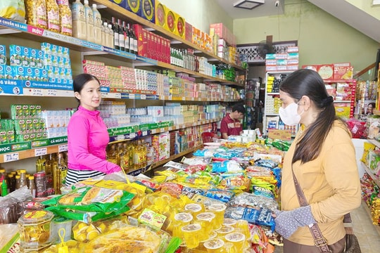 Toàn bộ tiểu thương nhận thanh toán bằng tiền mặt và chuyển khoản chú ý: Công an có thông báo mới 