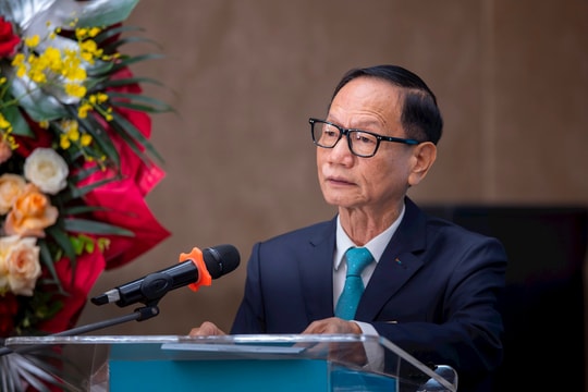 Ông Vũ Văn Tiền: Các ngân hàng khác phát triển như thế, tôi không chịu nổi nữa nên phải quay lại làm Chủ tịch ABBank