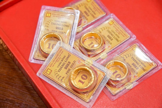 Giá vàng nhẫn trơn, vàng miếng sáng 30/4
