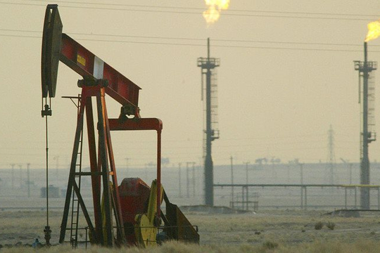 Mỹ – Iran giao tranh, một quốc gia Trung Đông 'chịu trận': Lần đầu tiên sau 35 năm, không xuất khẩu nổi một thùng dầu nào 