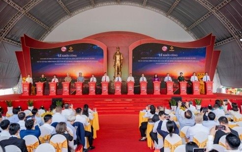 NCB tài trợ vốn triển khai các dự án trọng điểm mừng 51 năm thống nhất đất nước