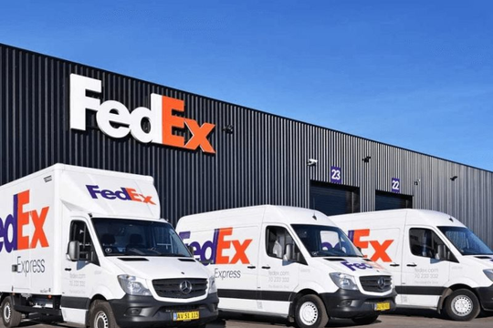 FedEx đổi đối tác từ Song Bình sang Viettel Post: Nhiều khách "đứng ngồi không yên" vì hàng kẹt kho, khó liên hệ