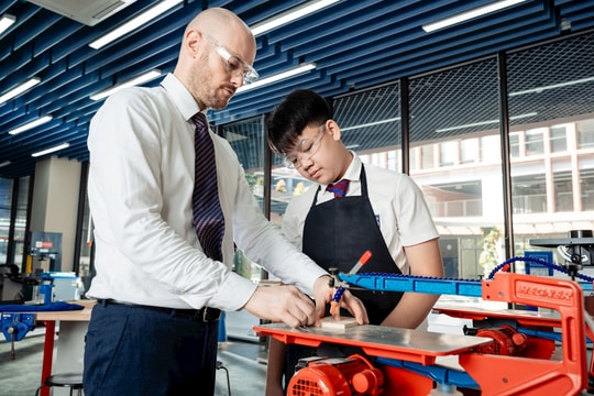 Kỳ tích: Lần đầu tiên một cơ sở giáo dục tại Việt Nam vào top xuất sắc toàn cầu, Vingroup có đóng góp lớn