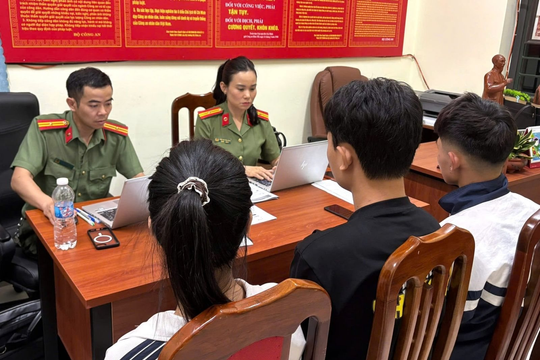 Hai thanh niên mua, bán tài khoản ngân hàng bị phạt 212,5 triệu đồng