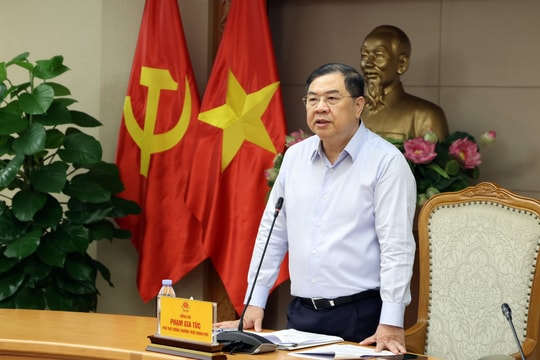Phó Thủ tướng Thường trực Phạm Gia Túc yêu cầu báo cáo về dự án mỏ sắt Thạch Khê trước ngày 15/5