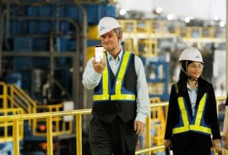 "Cá mập" ôm gần 30.000 tỷ vừa tới thăm nhà máy thép lớn nhất của Hoà Phát  