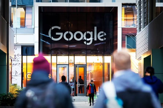 Đại chiến AI 2026: Google đang "nuốt chửng" giấc mơ bán lẻ trị giá 5.000 tỷ USD của OpenAI như thế nào?