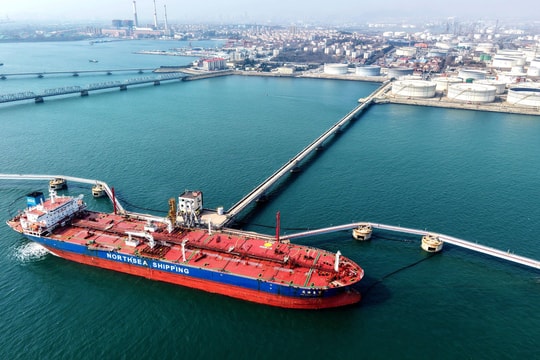 Bị cáo buộc giúp Iran vận chuyển dầu tới Trung Quốc, 4 công ty tại nước đồng minh Trung Đông quan trọng bị Mỹ giáng đòn trừng phạt