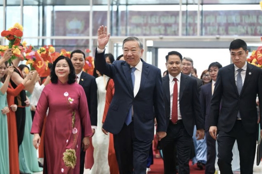 Khai mạc trọng thể Đại hội đại biểu toàn quốc MTTQ Việt Nam lần thứ XI 