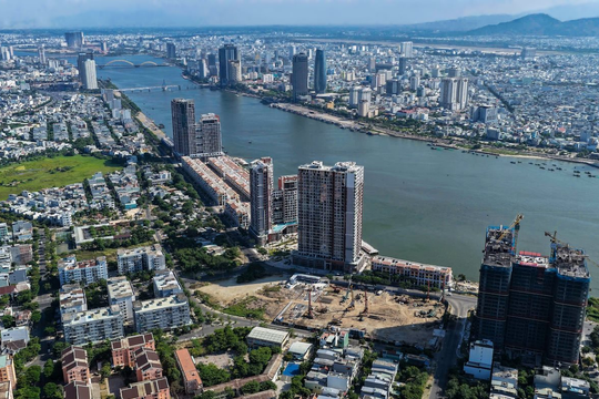 Giao dịch cao gấp 10 lần năm trước, chuyện gì đang xảy ra với thị trường căn hộ Đà Nẵng?