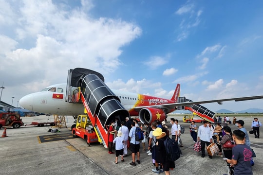 Thông báo quan trọng từ Vietjet: Hành khách đi từ Nội Bài chú ý