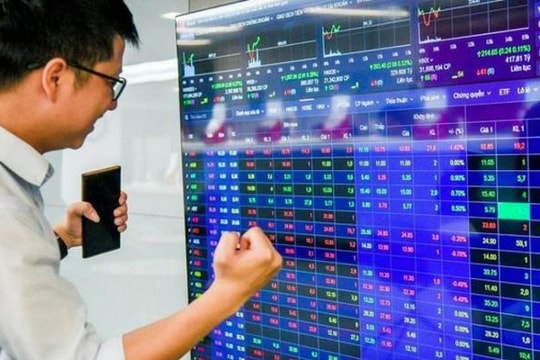 Chuyên gia: VN-Index sớm tiến đến mốc 2.000 điểm