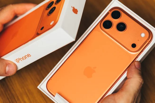 Suốt 17 năm qua, Apple luôn tặng kèm một món quà nhỏ trong hộp khi mua iPhone – Sao giờ không còn nữa?