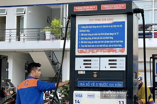 Xăng sinh học E10 sắp bán rộng rãi: Chờ "cú hích" từ giá và thuế
