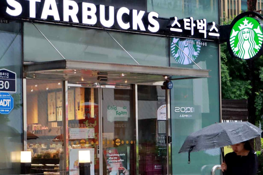 Nóng: Starbucks bị tẩy chay diện rộng, một CEO nhận án sa thải ngay lập tức