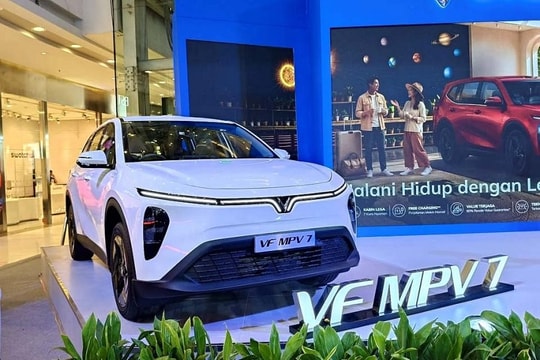 VinFast chính thức xuất xưởng mẫu xe điện mới tại thị trường tiềm năng bậc nhất Đông Nam Á