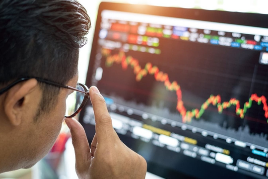 Hai chỉ báo quan trọng giúp nhà đầu tư nhận diện cổ phiếu tiềm năng giữa lúc VN-Index phân hóa mạnh