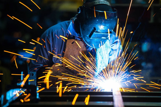 Một cổ phiếu ngành thép tăng trần lên cao nhất 2 năm
