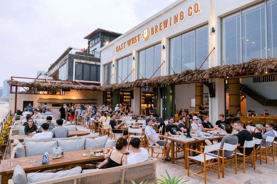 1 tọa độ rộng hơn 1.000m² ngay sát biển Mỹ Khê đang trở thành điểm hẹn mới của dân mê chill