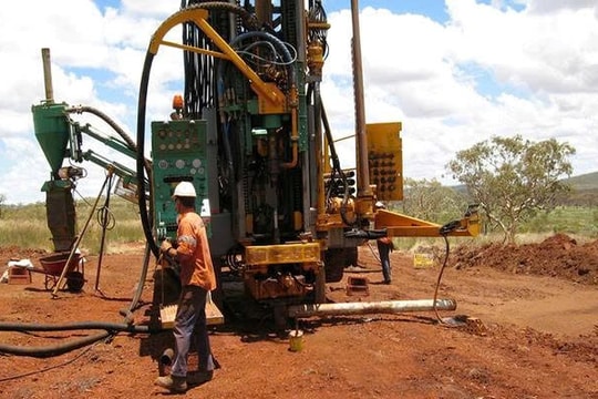 Khoan 498 lỗ sâu tổng 46.000m, phát hiện 40 mỏ vàng và 70 loại kho báu mới, công nghệ thăm dò đằng sau có gì?