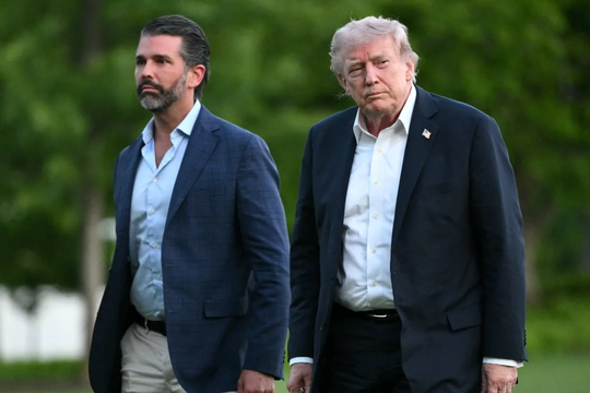 Tổng thống Donald Trump tuyên bố không tham dự lễ cưới con trai