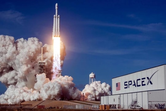 Giấc mơ đưa 1 triệu người lên Sao Hỏa của Elon Musk được nuôi bằng 11 tỷ USD từ một dịch vụ bình dân