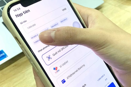 Từ 29/5, "ông lớn" Big 4 ngân hàng thu thêm loại phí mới với tất cả khách hàng sử dụng đồng thời tài khoản thanh toán, thẻ tín dụng và thẻ ghi nợ 