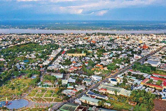 Lần đầu tiên làm việc với khu vực ĐBSCL sau kiện toàn Chính phủ nhiệm kỳ mới, Thủ tướng giao loạt nhiệm vụ lớn cho "vương quốc" nông thủy sản vùng sông Tiền
