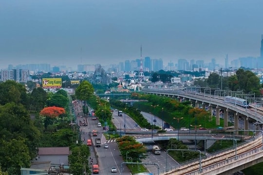 Bộ Chính trị yêu cầu TP.HCM tăng tốc, đưa 200 km metro vào vận hành trước năm 2030
