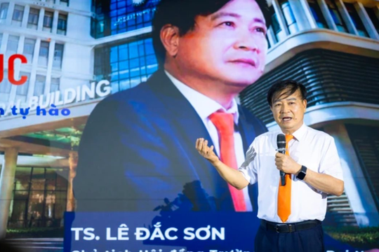 "Không có niềm tin, sinh viên ra trường không làm được việc, thì trường đẹp mấy, nói hay mấy cũng vô nghĩa"