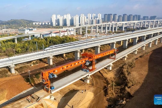 Thà chịu chi phí gấp chứ không chọn Trung Quốc, đường sắt 40 tỷ USD nguy cơ đắp chiếu, khó khởi công định chốt công nghệ nào?