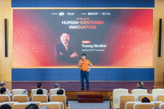 Chủ tịch FPT Trương Gia Bình: “Không ai có thể duy trì năng lực cạnh tranh nếu không có AI”