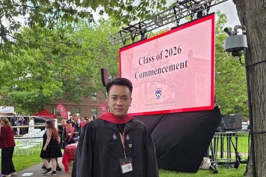 Một Chủ tịch Việt vừa tốt nghiệp Thạc sĩ Harvard tiết lộ: Khó nhất không phải kiến thức mà là điều này