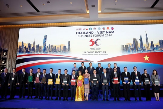 Tổng Bí thư, Chủ tịch nước Tô Lâm chứng kiến FPT ký 6 hợp tác với các tập đoàn lớn tại Thái Lan và Singapore