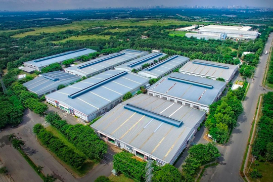 Thị trường logistics Việt Nam bùng nổ: Bất động sản công nghiệp "cháy hàng"