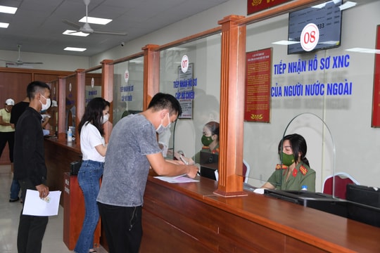 Công an phát thông báo quan trọng tới người sắp làm hộ chiếu, thủ tục xuất nhập cảnh: Áp dụng từ hôm nay, người dân lưu ý để tránh thiệt thòi