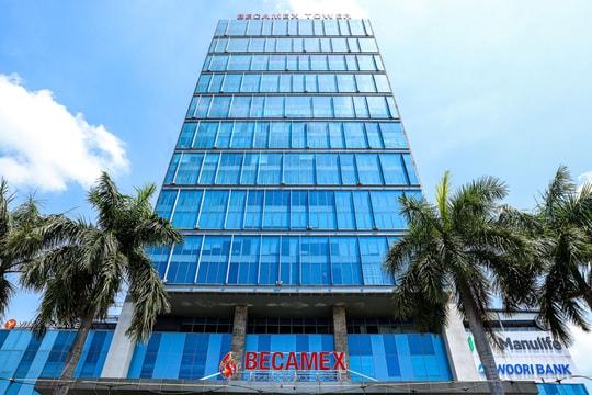 'Gã khổng lồ' tỷ đô của TP.HCM thông báo khẩn