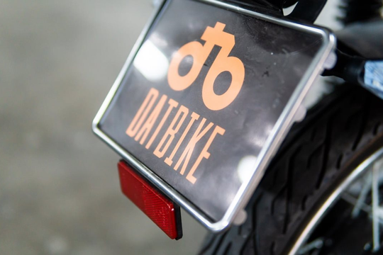 Từ "drama" rò rỉ của Dat Bike đến nỗi ám ảnh triệu USD: Vì sao những bức ảnh chụp trộm luôn là cơn ác mộng của Apple, Tesla?
