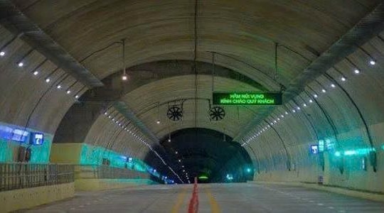 Dùng công nghệ ngoại xịn nhưng hỏng sau 3 năm, tự sửa và thành công lớn, biến cao tốc 9.000 tỷ đồng sở hữu hầm cấp đặc biệt thành hình mẫu mới
