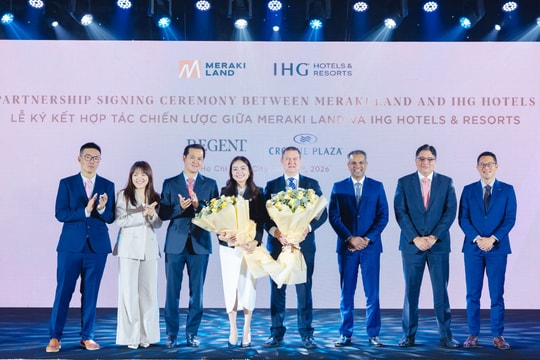 Ông trùm khách sạn 35 tỷ USD của Anh tăng tốc hiện diện tại phía Nam giữa sóng khách ngoại kỷ lục