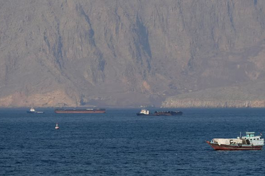 Israel và Lebanon nhất trí ngừng bắn, giá dầu lập tức đảo chiều