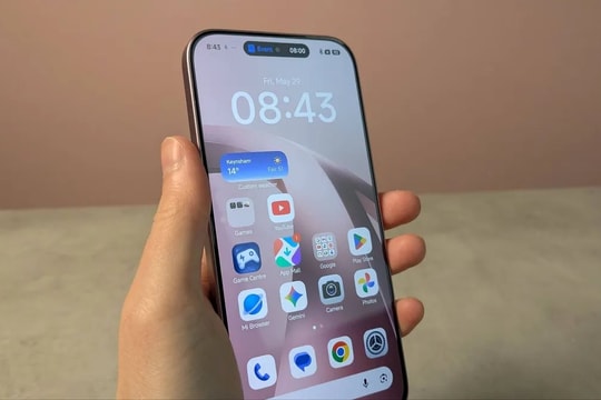 Rẻ hơn đến 10 triệu, pin 7.000mAh - Điện thoại Xiaomi này “cân đủ” cả iPhone 17 Pro Max lẫn Galaxy S26 Ultra?