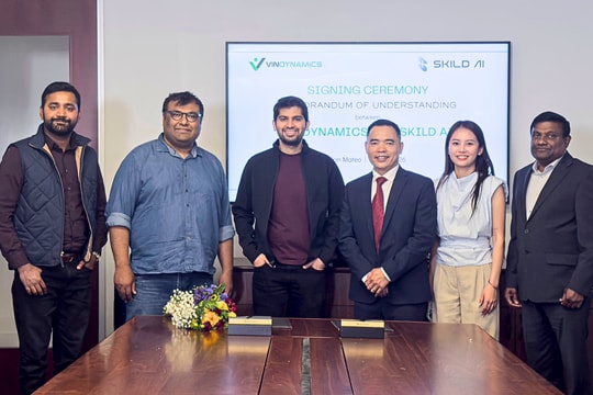 Công ty của tỷ phú Phạm Nhật Vượng có bước đi quan trọng để đưa 'não' vào robot hình người