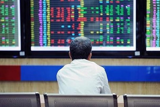 VN-Index "bốc hơi" gần 50 điểm, nhà đầu tư chờ một sự kiện cực quan trọng trong tuần tới
