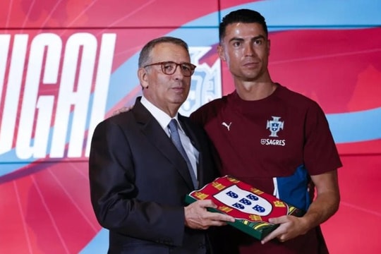 Cả Bồ Đào Nha đặt niềm tin vào Ronaldo, Tổng thống gửi thông điệp đặc biệt trước World Cup 2026