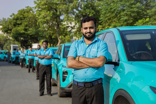 Chỉ sau 3 ngày, hãng taxi của ông Phạm Nhật Vượng đã lên Top 1 hạng mục trên App Store Ấn Độ