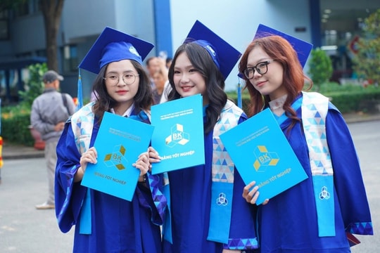 Ngành học khát 50.000 nhân lực, được cấp học bổng lên đến 100 triệu đồng/năm: ĐH Bách khoa, VNU… tăng tốc trong cuộc đua chiêu mộ nhân tài