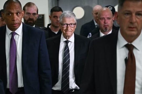 Bill Gates ra điều trần kín tại Quốc hội: Lộ âm mưu tống tiền chấn động của Jeffrey Epstein