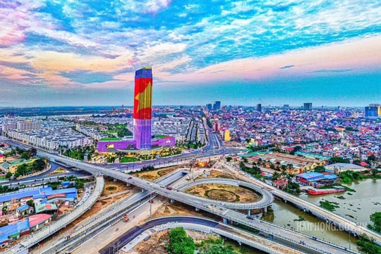 Thành phố nhỏ nhất Việt Nam sẽ có khu đô thị gần 10.000 tỷ đồng, nằm gần dự án gần 1 tỷ USD của Vinhomes và có 4 tòa tháp cao 30 tầng