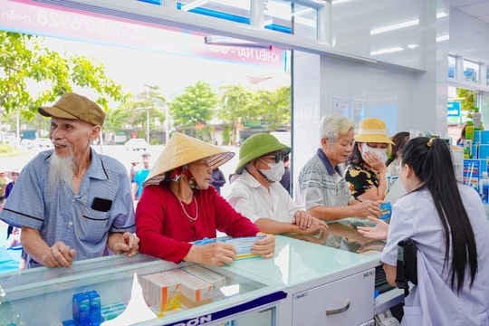 Long Châu và hành trình bền bỉ xây dựng 2.678 nhà thuốc cộng đồng “gần dân, sát dân”